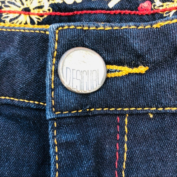 Desigual, Slim Fit Jeans, Size 26 - Picture 7 of 15